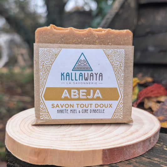 1 - Savon ABEJA ~ Karité, Miel et cire d'abeille